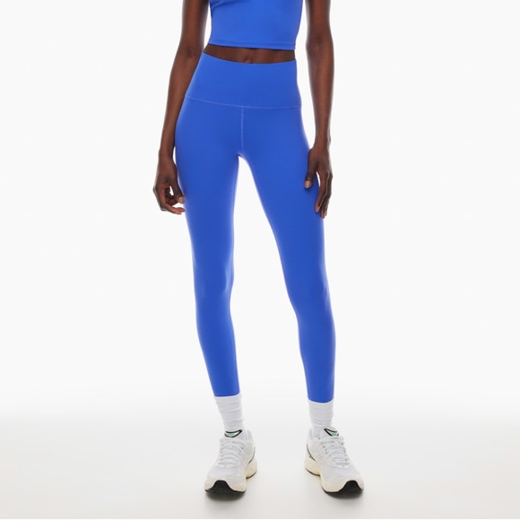 Aritizia BUTTER New Cheeky Hi-Rise Legging- regular length - Picture 4 of 4